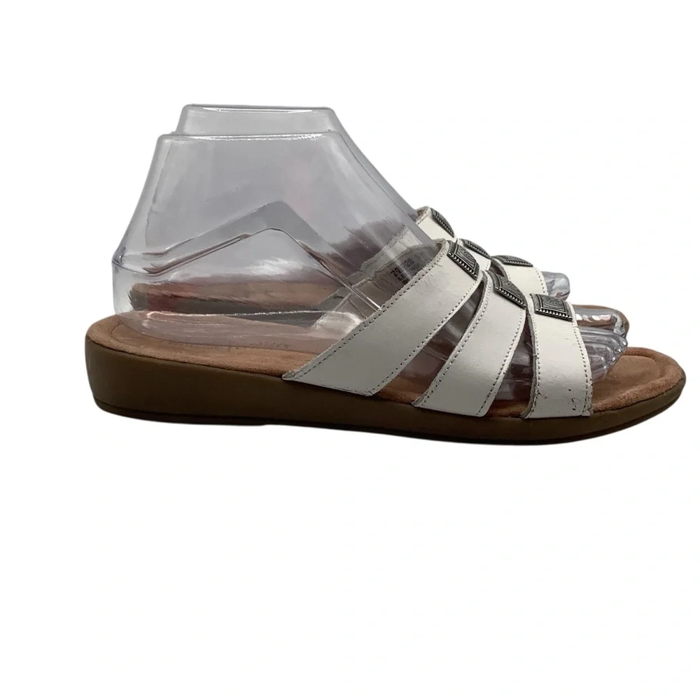 Minnetonka White leather Sandals‎ Slip-On Comfort size 8